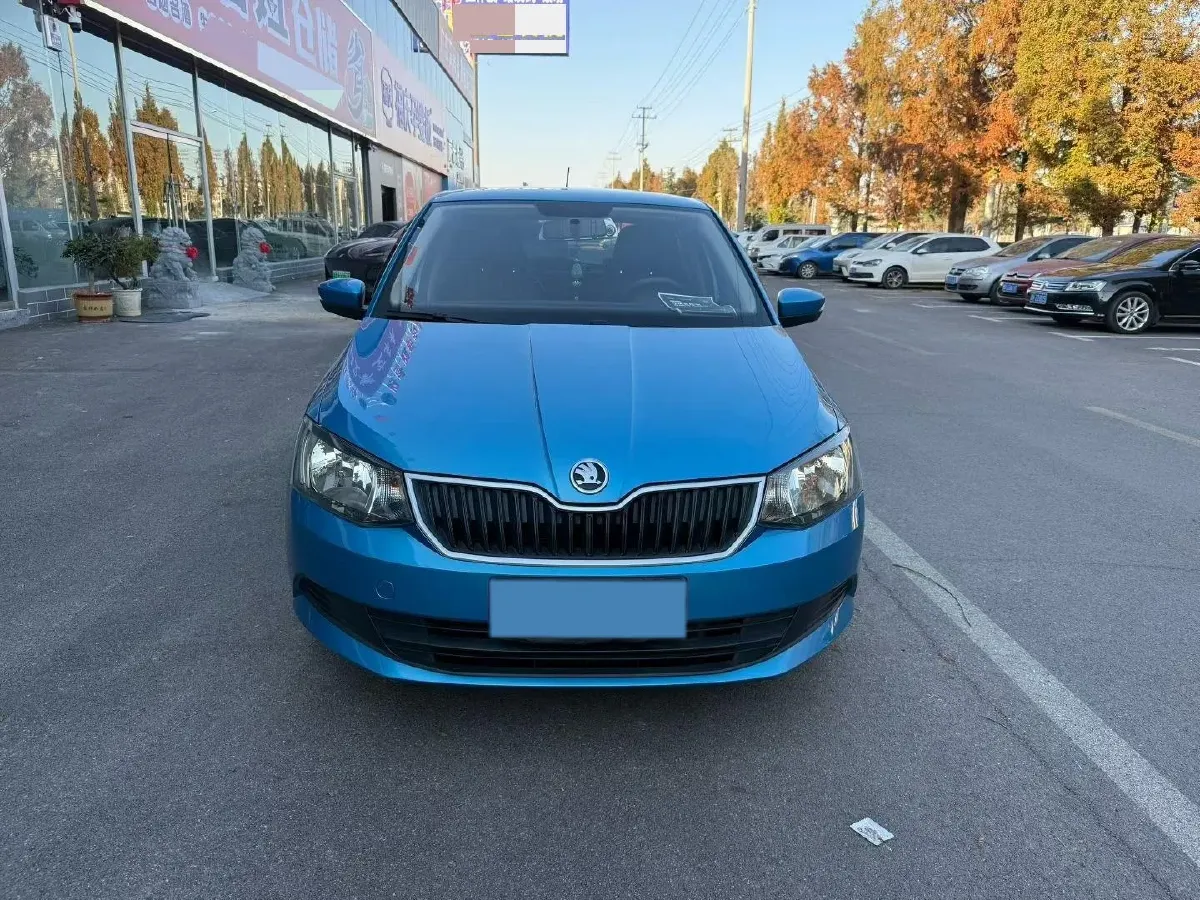 2017 Skoda Fabia 1.4L 90HP L4 6AT,autocango,china used car exporter,china ev exporter,chinese used car exporter,chinese used ev exporter