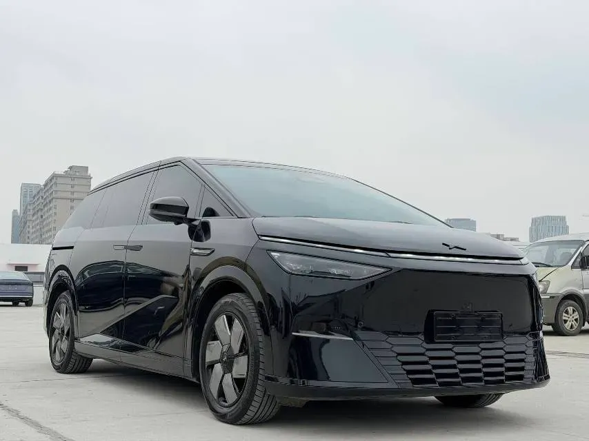 2024 Xpeng X9 BEV 101.5KWH,autocango,china used car exporter,china ev exporter,chinese used car exporter,chinese used ev exporter