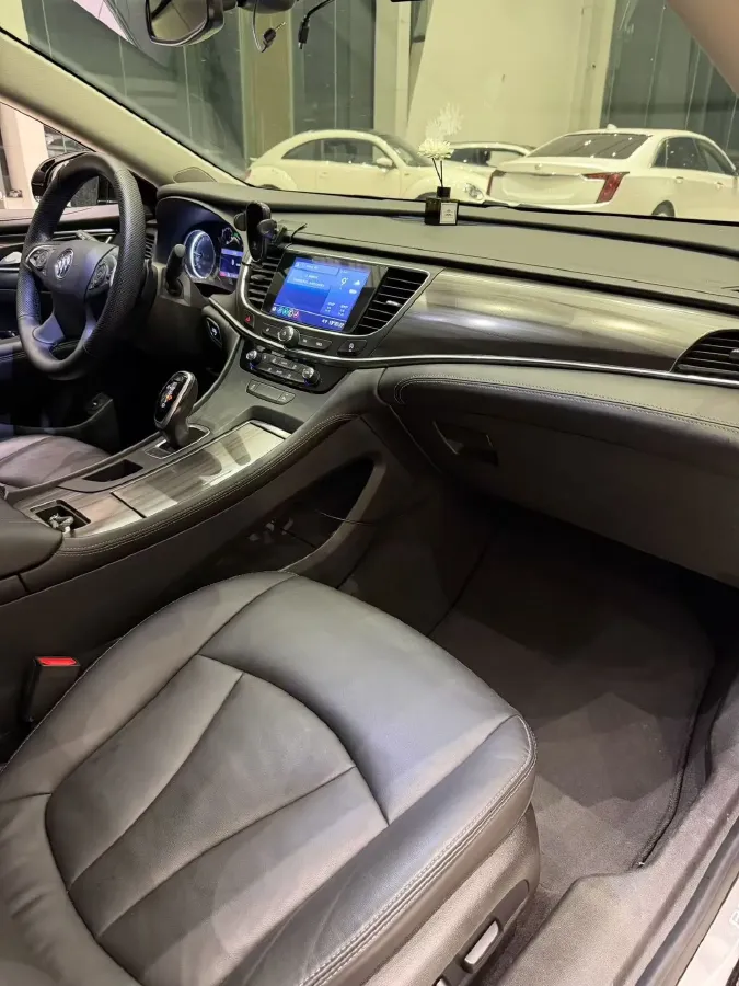 2021 Buick Larcosse 1.5T 169HP L4 9AT,autocango,china used car exporter,china ev exporter,chinese used car exporter,chinese used ev exporter