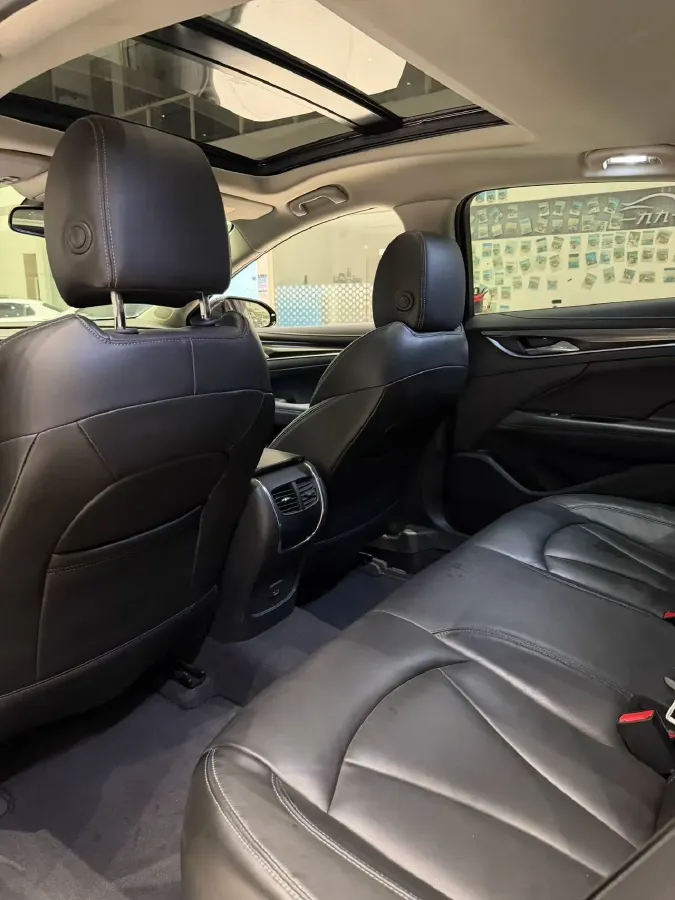 2021 Buick Larcosse 1.5T 169HP L4 9AT,autocango,china used car exporter,china ev exporter,chinese used car exporter,chinese used ev exporter