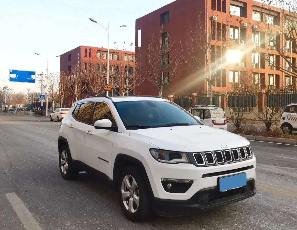 2020 Jeep Compass 1.3T 173HP L4 7DCT,autocango,china used car exporter,china ev exporter,chinese used car exporter,chinese used ev exporter