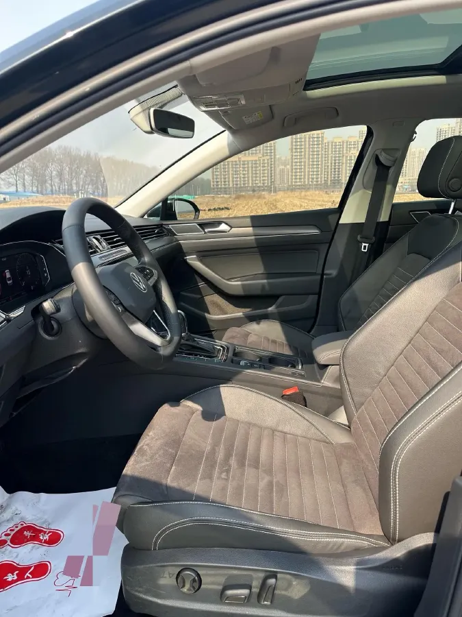 2020 Volkswagen Magotan 2.0T 186HP L4 7DCT,autocango,china used car exporter,china ev exporter,chinese used car exporter,chinese used ev exporter