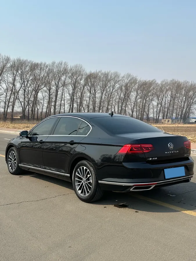 2020 Volkswagen Magotan 2.0T 186HP L4 7DCT,autocango,china used car exporter,china ev exporter,chinese used car exporter,chinese used ev exporter