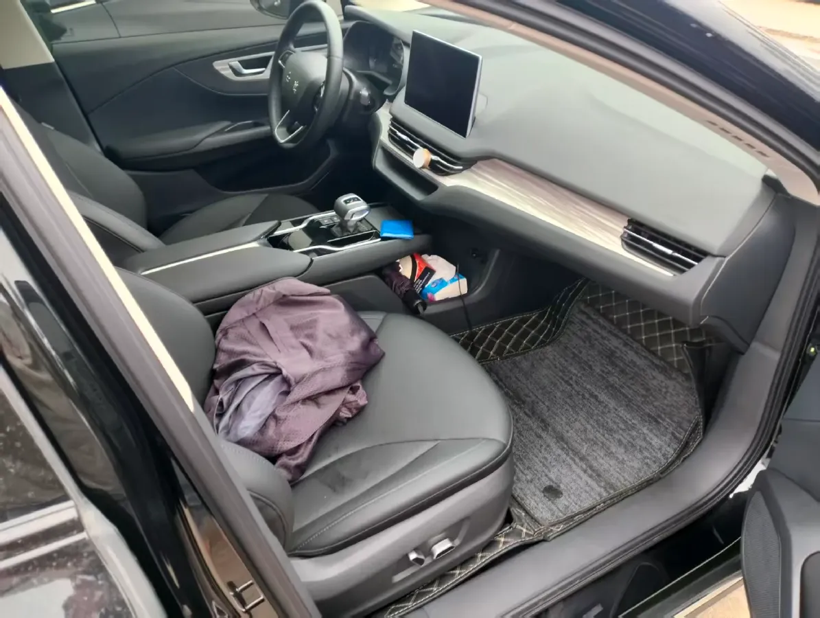 2023 HongQi E-QM5 BEV 82KWH,autocango,china used car exporter,china ev exporter,chinese used car exporter,chinese used ev exporter