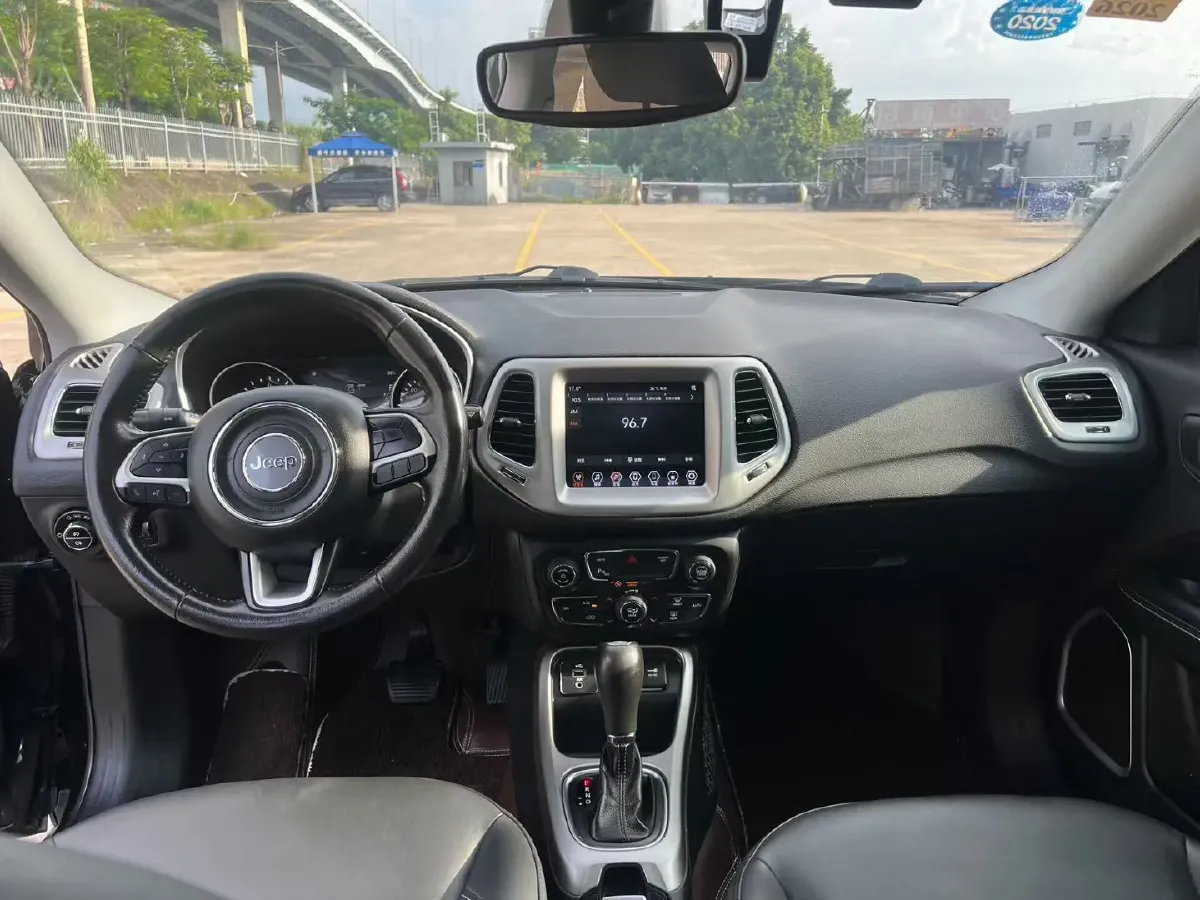 2017 Jeep Compass 1.4T 165HP L4 7DCT,autocango,china used car exporter,china ev exporter,chinese used car exporter,chinese used ev exporter