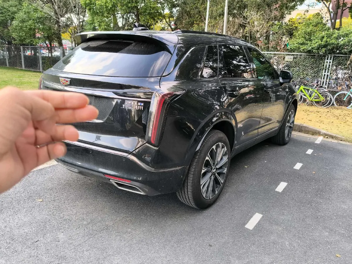 2025 Cadillac XT5 2.0T 237HP L4 9AT,autocango,china used car exporter,china ev exporter,chinese used car exporter,chinese used ev exporter