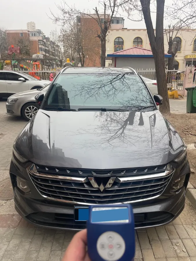 2020 WuLing KaiJie 1.5T 147HP L4 CVT,autocango,china used car exporter,china ev exporter,chinese used car exporter,chinese used ev exporter
