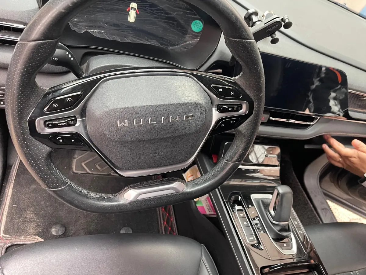 2020 WuLing KaiJie 1.5T 147HP L4 CVT,autocango,china used car exporter,china ev exporter,chinese used car exporter,chinese used ev exporter