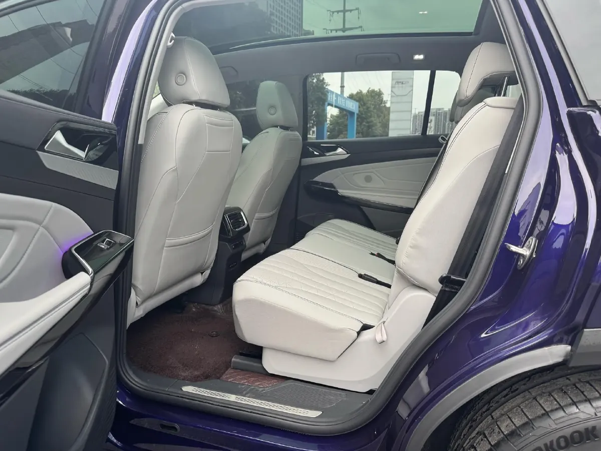 2021 Volkswagen ID.6 X BEV 83.4KWH,autocango,china used car exporter,china ev exporter,chinese used car exporter,chinese used ev exporter