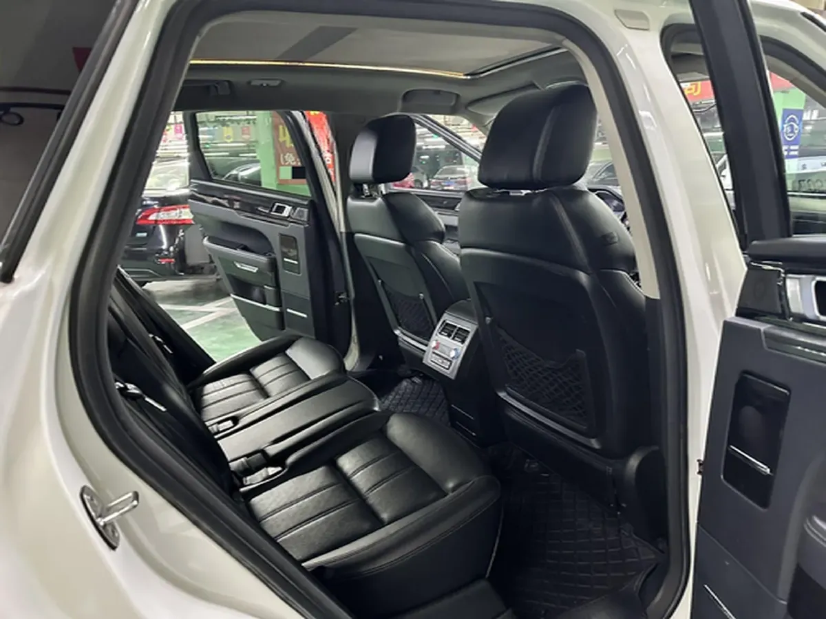 2017 Zotye T700 1.8T 177HP L4 6DCT,autocango,china used car exporter,china ev exporter,chinese used car exporter,chinese used ev exporter