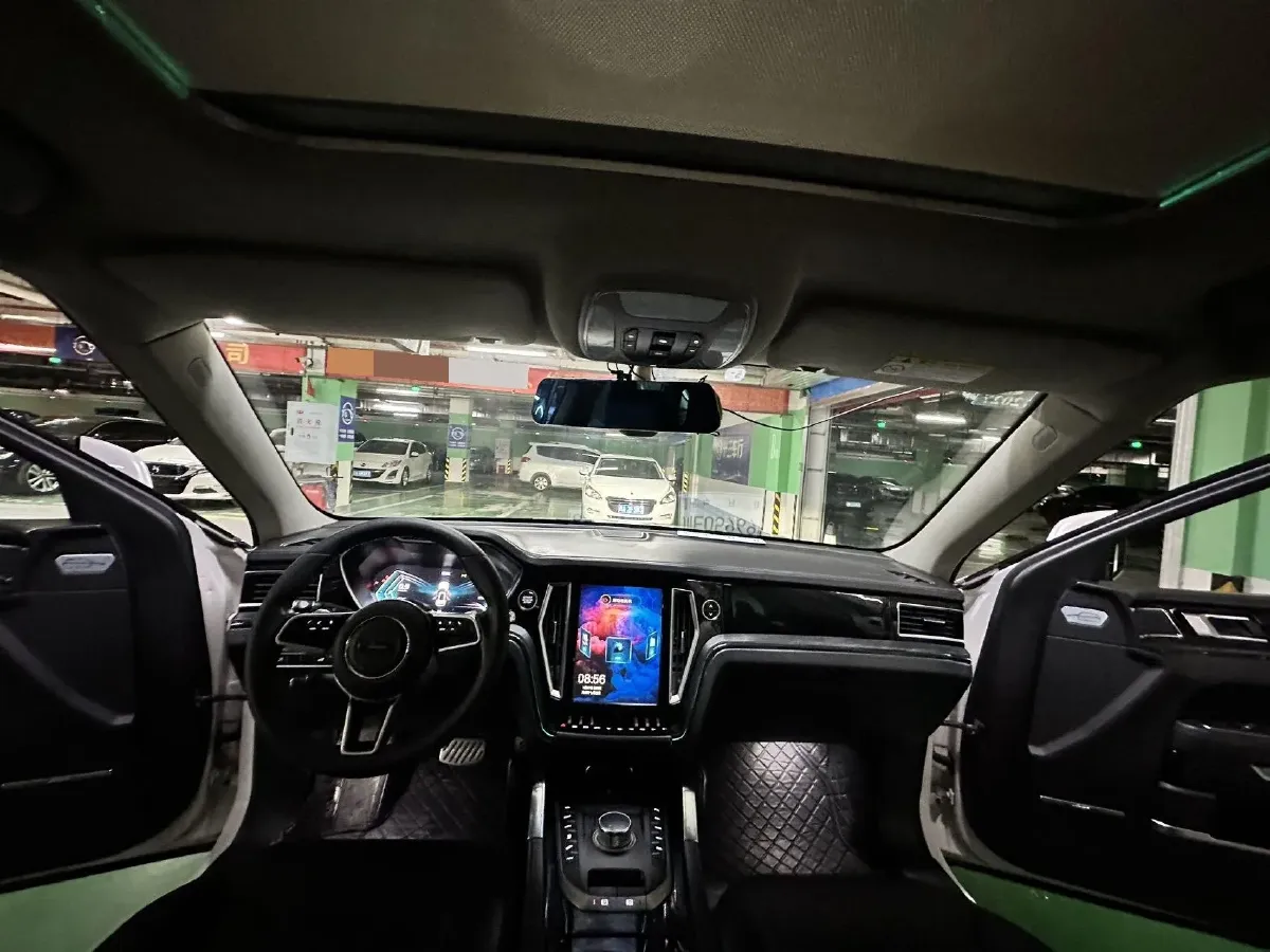 2017 Zotye T700 1.8T 177HP L4 6DCT,autocango,china used car exporter,china ev exporter,chinese used car exporter,chinese used ev exporter