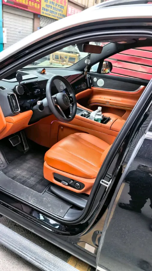 2024 AITO AITO M9 1.5T 152HP L4 REEV 42KWH,autocango,china used car exporter,china ev exporter,chinese used car exporter,chinese used ev exporter