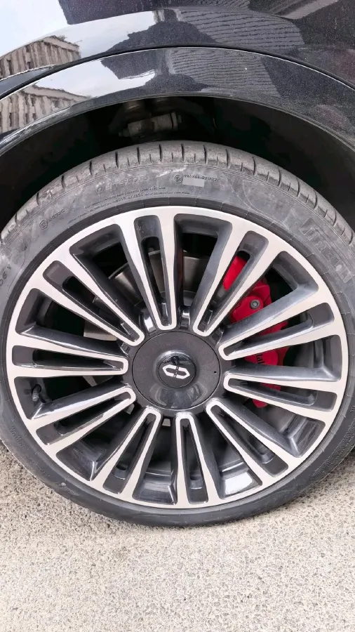 2024 AITO AITO M9 1.5T 152HP L4 REEV 42KWH,autocango,china used car exporter,china ev exporter,chinese used car exporter,chinese used ev exporter