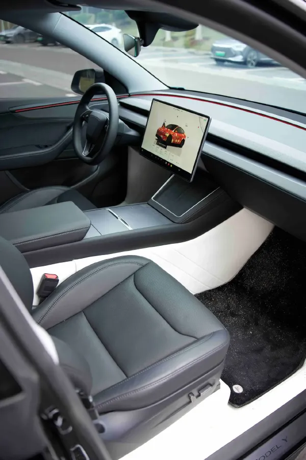 2025 Tesla Model Y BEV 78.4KWH,autocango,china used car exporter,china ev exporter,chinese used car exporter,chinese used ev exporter