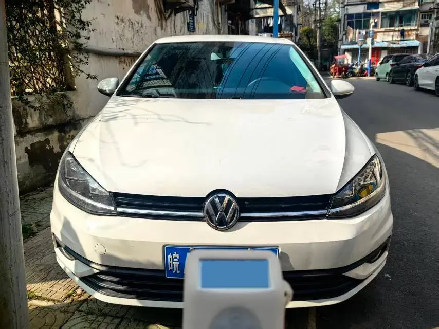 2018 Volkswagen Golf 1.6L 110HP L4 6AT,autocango,china used car exporter,china ev exporter,chinese used car exporter,chinese used ev exporter