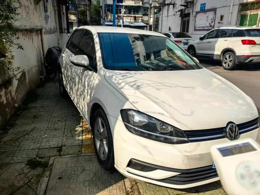 2018 Volkswagen Golf 1.6L 110HP L4 6AT,autocango,china used car exporter,china ev exporter,chinese used car exporter,chinese used ev exporter