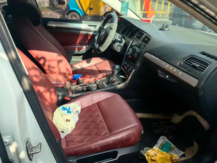 2018 Volkswagen Golf 1.6L 110HP L4 6AT,autocango,china used car exporter,china ev exporter,chinese used car exporter,chinese used ev exporter