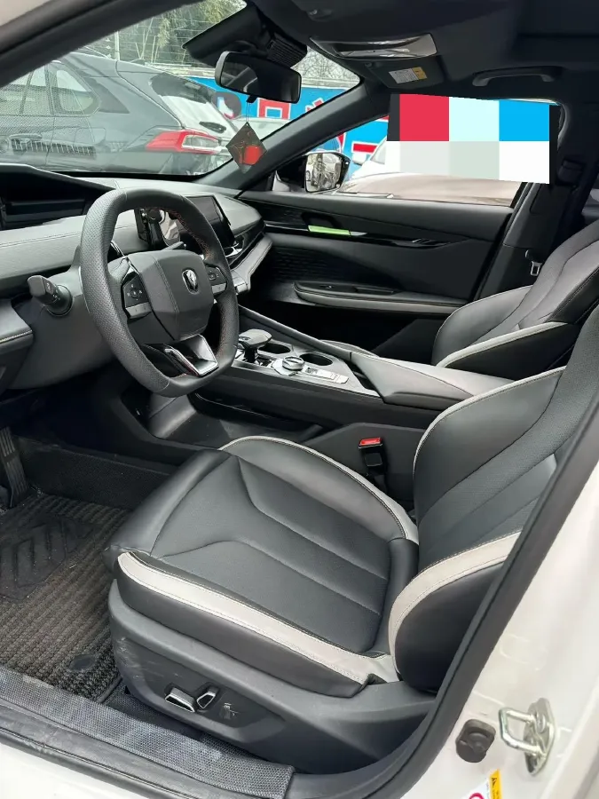 2023 ChangAn UNI-V 1.5T 188HP L4 7DCT,autocango,china used car exporter,china ev exporter,chinese used car exporter,chinese used ev exporter