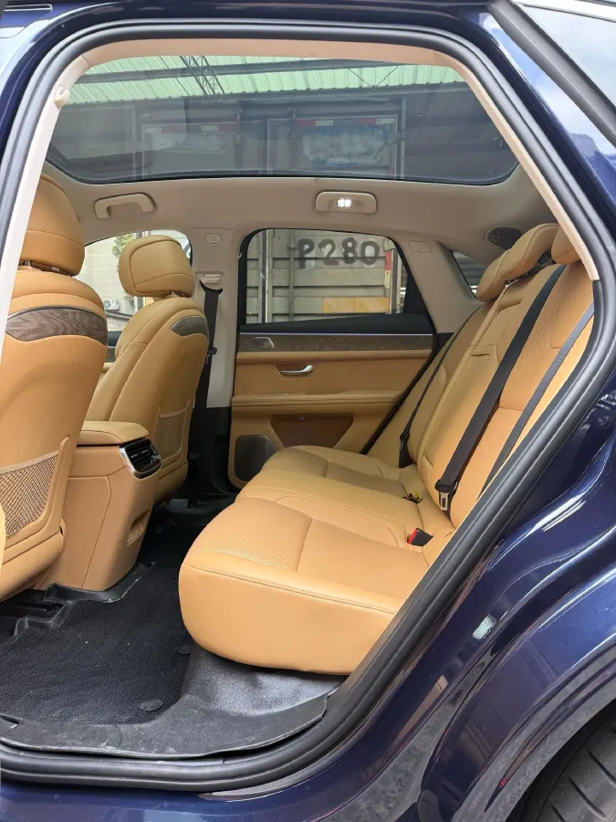 2022 Isuzu Mu-X 2.0T 220HP L4 8AT,autocango,china used car exporter,china ev exporter,chinese used car exporter,chinese used ev exporter