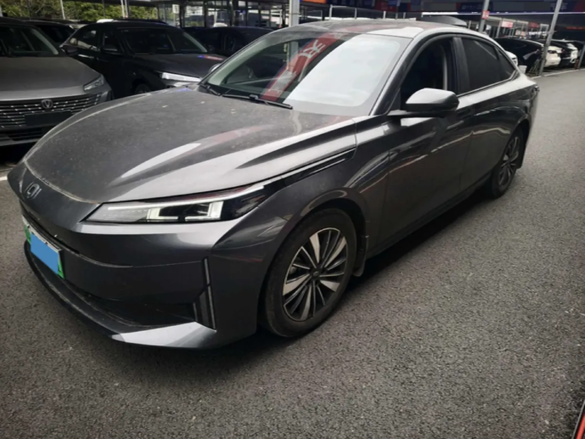 2024 ChangAn QiYuan A05 1.5L 110HP L4 E-CVT PHEV 9.07KWH,autocango,china used car exporter,china ev exporter,chinese used car exporter,chinese used ev exporter