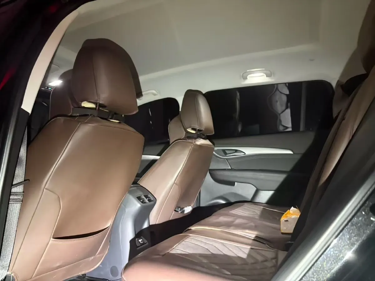 2024 Buick EnvisionPlus 2.0T 237HP L4 9AT,autocango,china used car exporter,china ev exporter,chinese used car exporter,chinese used ev exporter