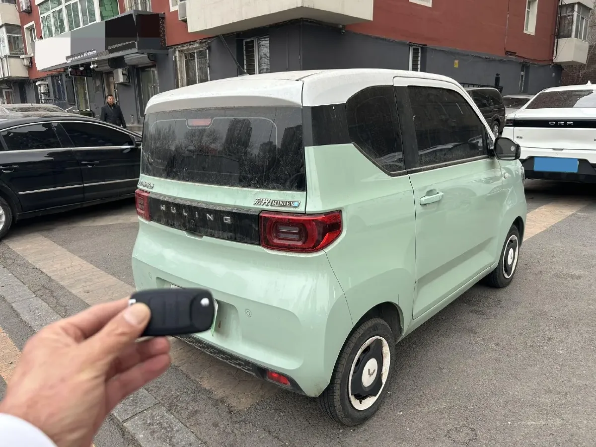 2021 WuLing HongGuang MINI EV BEV 9KWH,autocango,china used car exporter,china ev exporter,chinese used car exporter,chinese used ev exporter