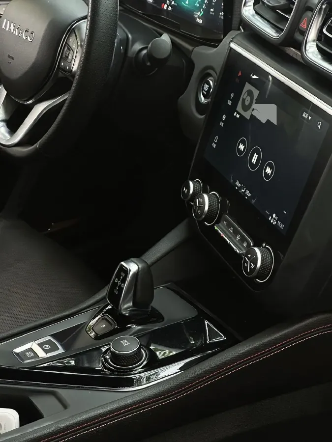 2019 Qoros 5 1.6T 197HP L4 7DCT,autocango,china used car exporter,china ev exporter,chinese used car exporter,chinese used ev exporter