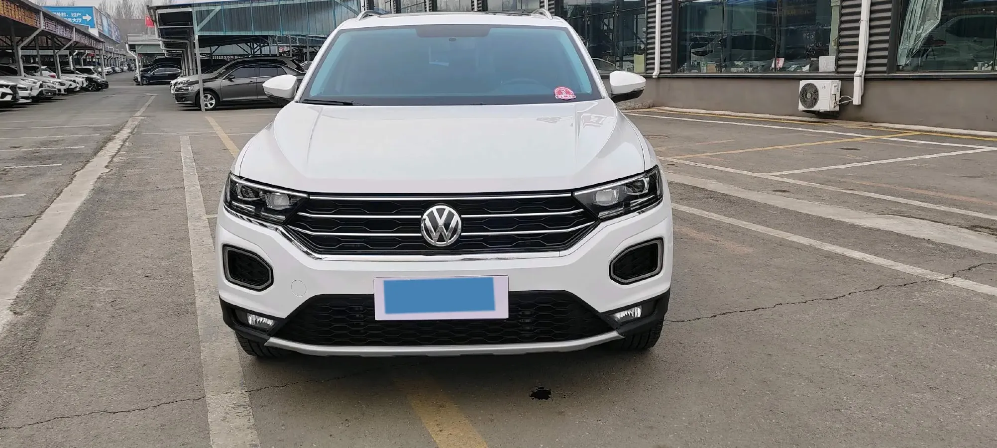 2022 Volkswagen T-Roc 1.4T 150HP L4 7DCT,autocango,china used car exporter,china ev exporter,chinese used car exporter,chinese used ev exporter