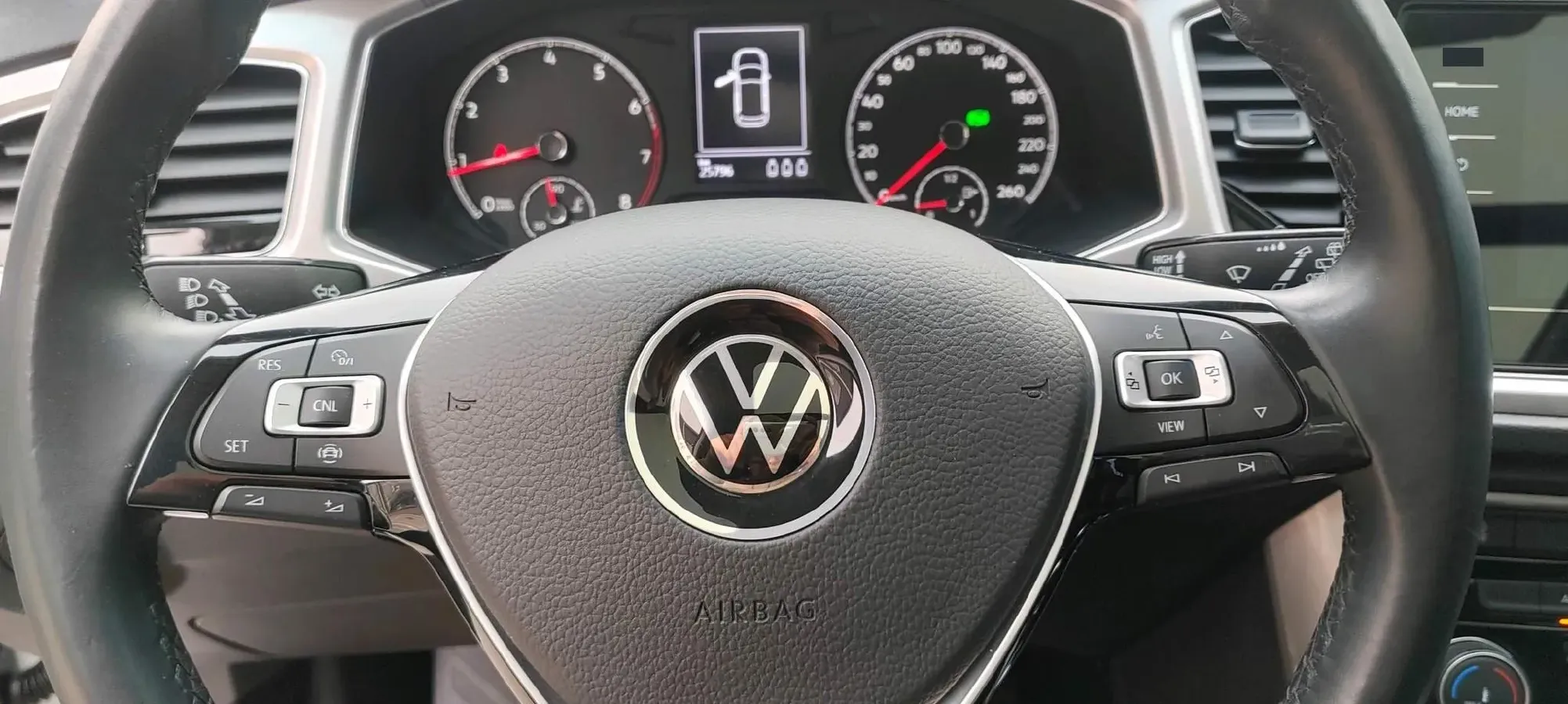 2022 Volkswagen T-Roc 1.4T 150HP L4 7DCT,autocango,china used car exporter,china ev exporter,chinese used car exporter,chinese used ev exporter