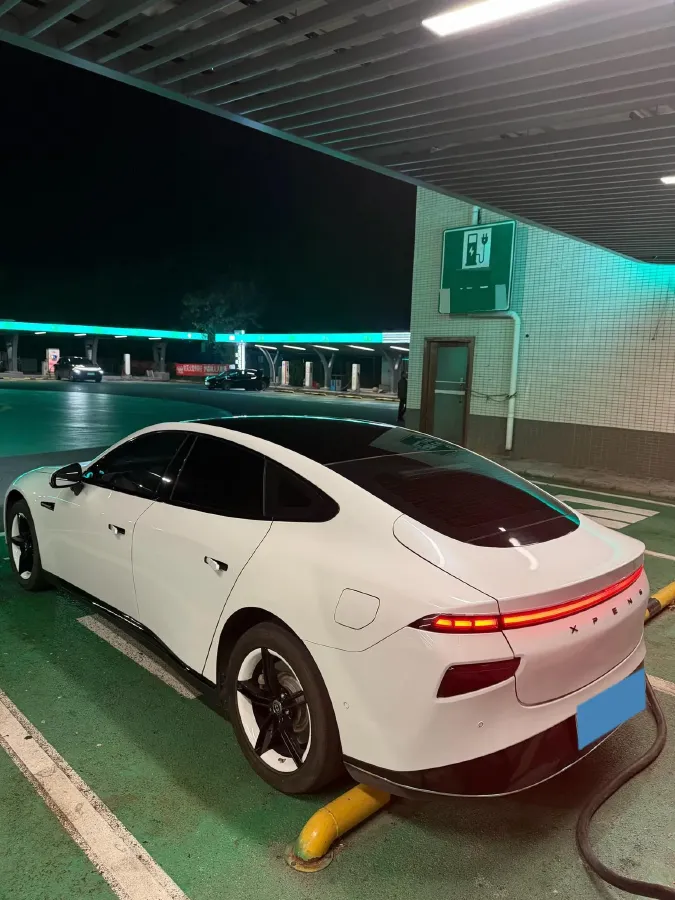 2020 Xpeng P7 BEV 70.8KWH,autocango,china used car exporter,china ev exporter,chinese used car exporter,chinese used ev exporter