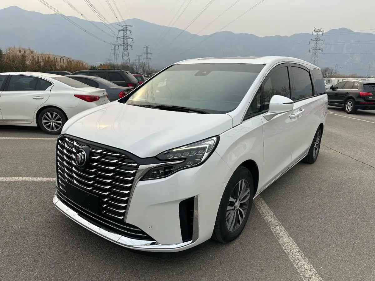 2023 Buick GL8 2.0T 237HP L4 9AT,autocango,china used car exporter,china ev exporter,chinese used car exporter,chinese used ev exporter
