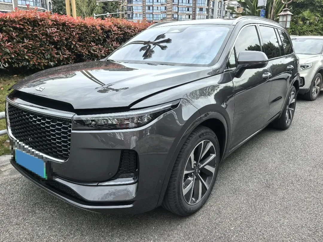 2021 Li ONE Range Extended 131HP REEV 40.5KWH,autocango,china used car exporter,china ev exporter,chinese used car exporter,chinese used ev exporter