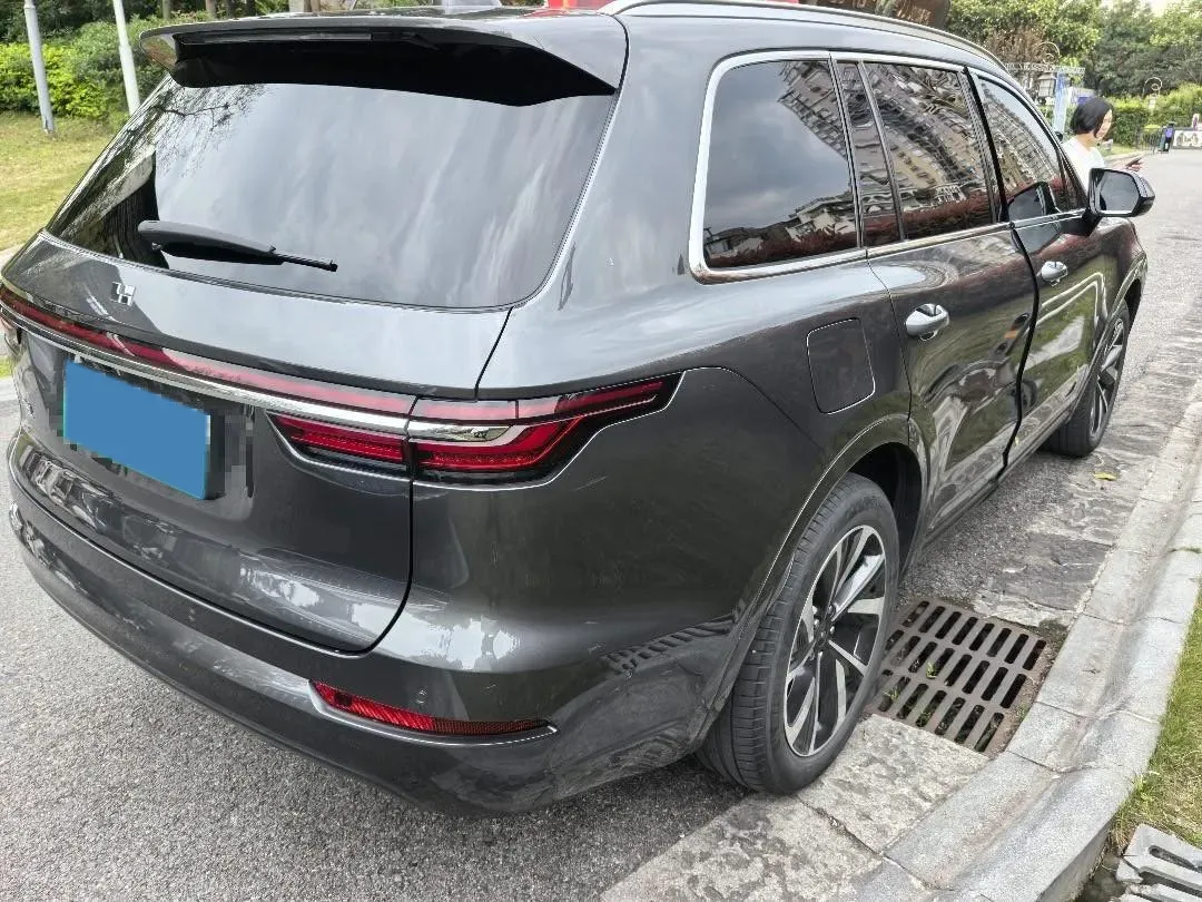 2021 Li ONE Range Extended 131HP REEV 40.5KWH,autocango,china used car exporter,china ev exporter,chinese used car exporter,chinese used ev exporter