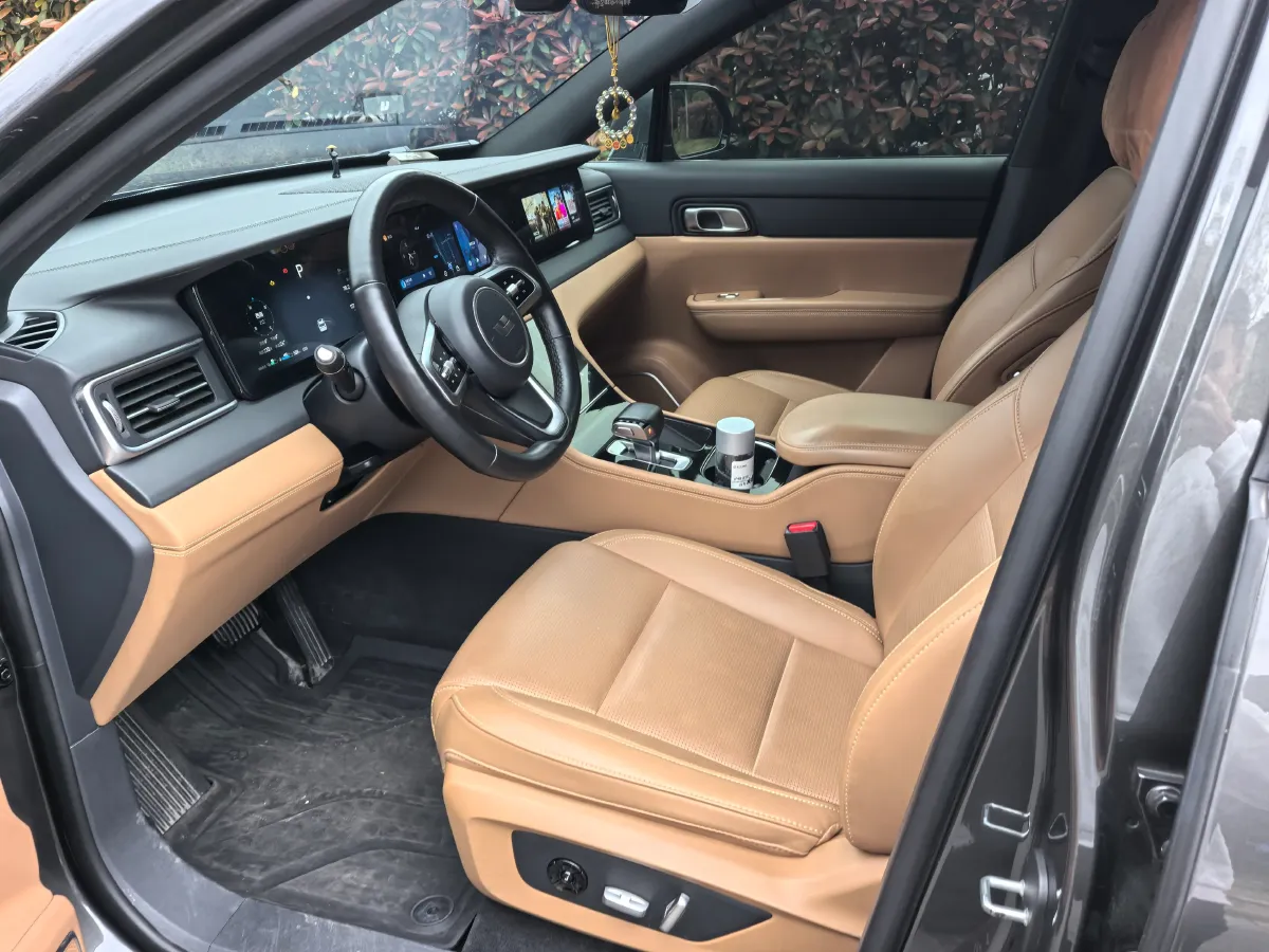 2021 Li ONE Range Extended 131HP REEV 40.5KWH,autocango,china used car exporter,china ev exporter,chinese used car exporter,chinese used ev exporter