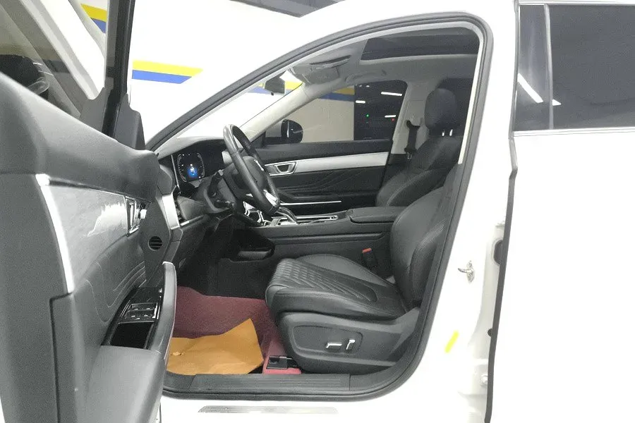 2019 Bestune X40 1.6L 114HP L4 6AT,autocango,china used car exporter,china ev exporter,chinese used car exporter,chinese used ev exporter