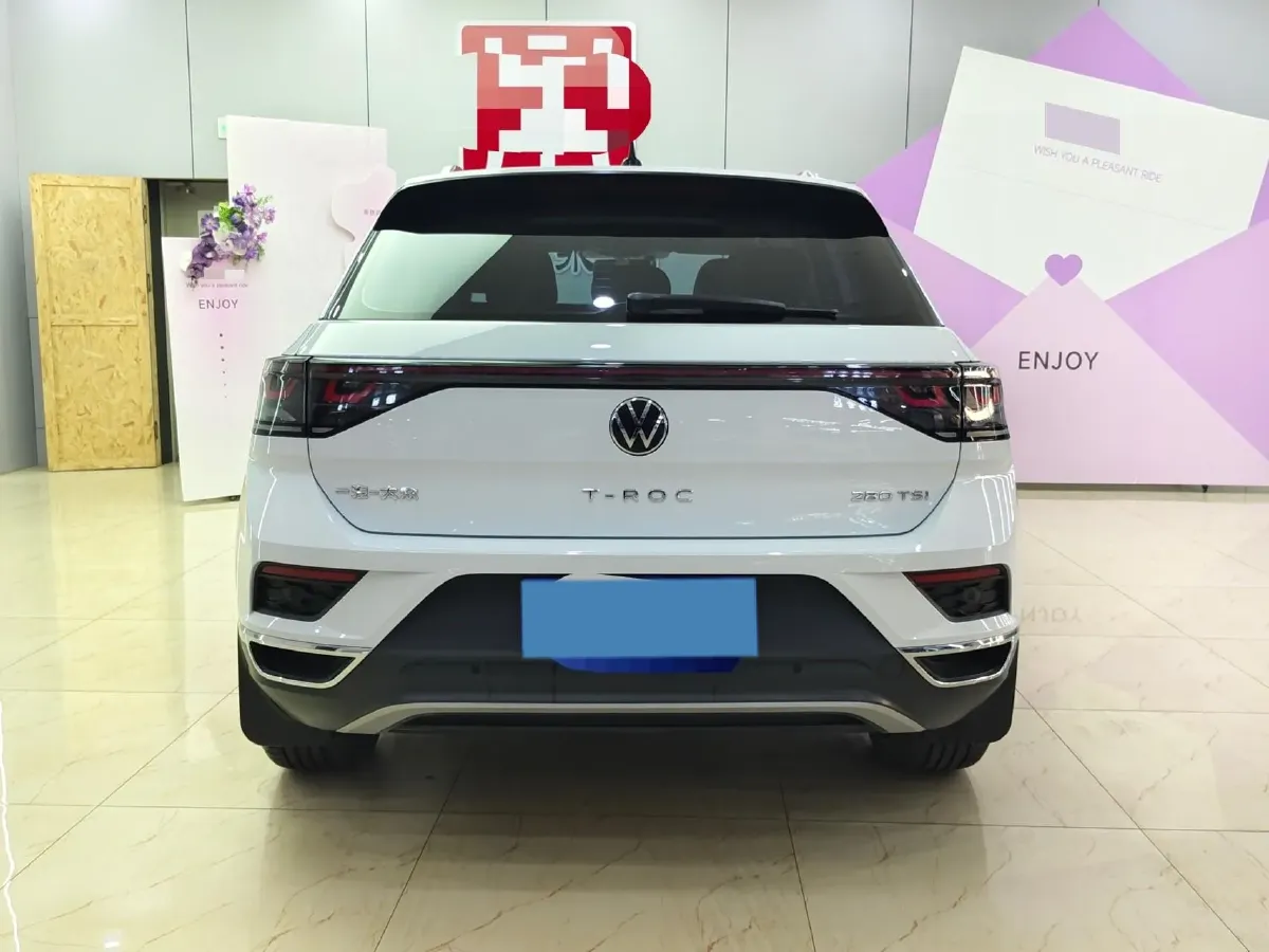 2024 Volkswagen T-Roc 1.4T 150HP L4 7DCT,autocango,china used car exporter,china ev exporter,chinese used car exporter,chinese used ev exporter
