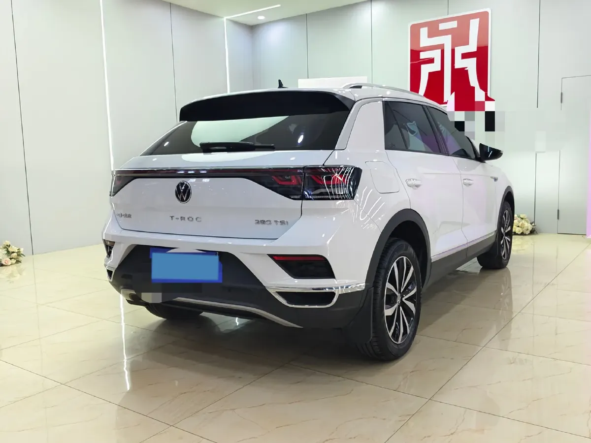 2024 Volkswagen T-Roc 1.4T 150HP L4 7DCT,autocango,china used car exporter,china ev exporter,chinese used car exporter,chinese used ev exporter