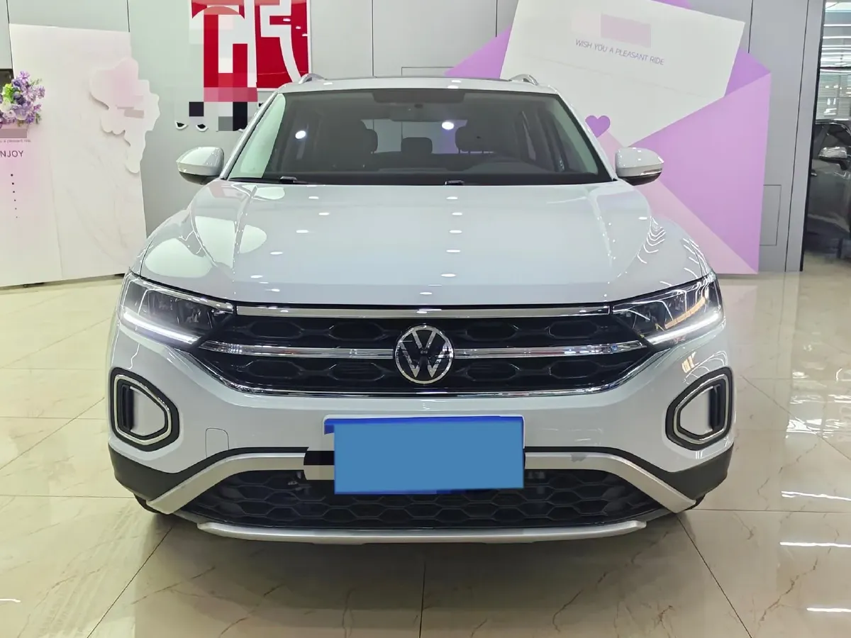 2024 Volkswagen T-Roc 1.4T 150HP L4 7DCT,autocango,china used car exporter,china ev exporter,chinese used car exporter,chinese used ev exporter