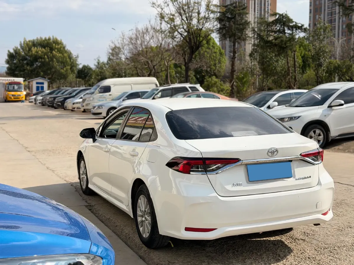 2021 Toyota Corolla 1.5L 121HP L3 CVT,autocango,china used car exporter,china ev exporter,chinese used car exporter,chinese used ev exporter