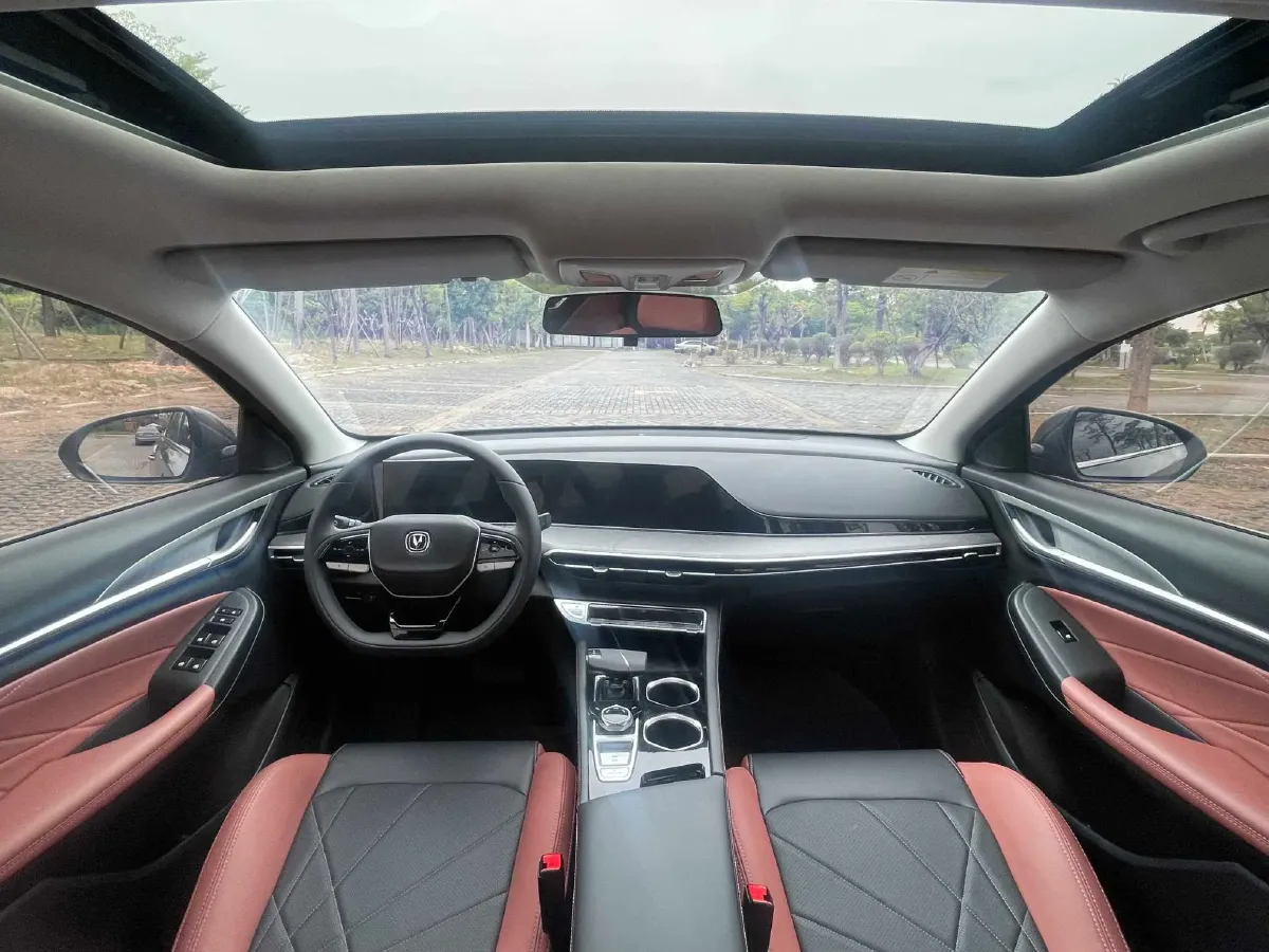 2022 ChangAn Eado 1.4T 160HP L4 7DCT,autocango,china used car exporter,china ev exporter,chinese used car exporter,chinese used ev exporter