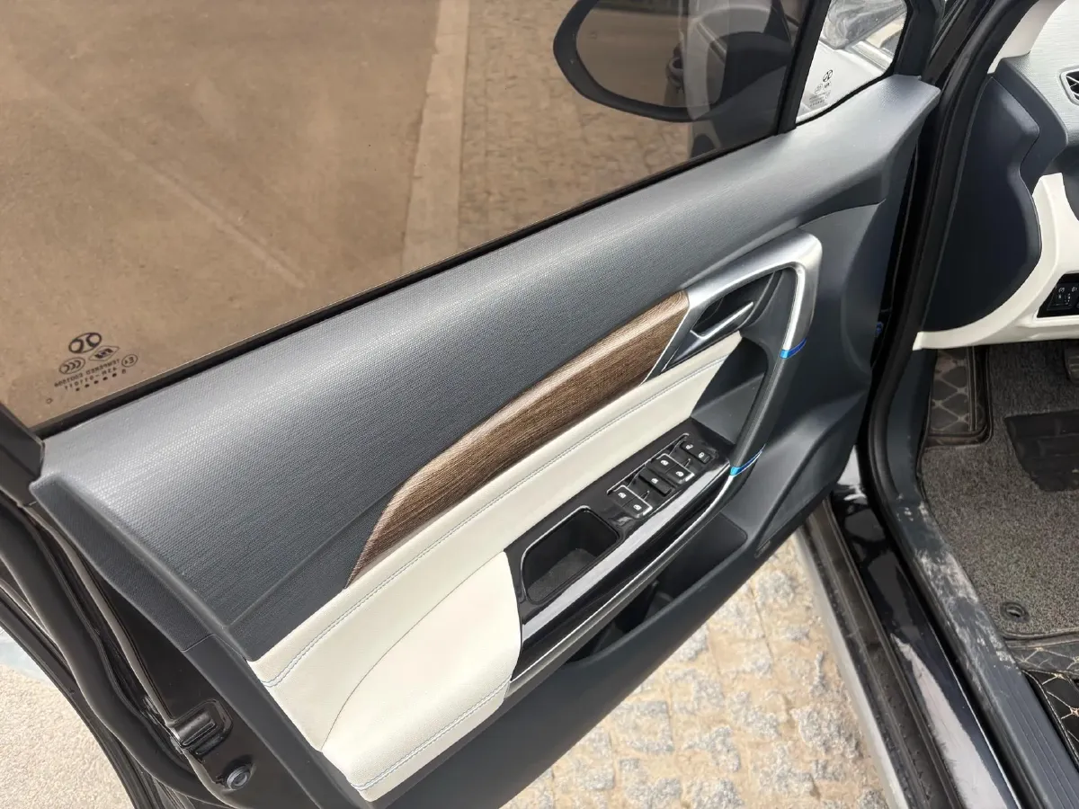 2018 BeiJing Auto EU5 BEV 53.66KWH,autocango,china used car exporter,china ev exporter,chinese used car exporter,chinese used ev exporter