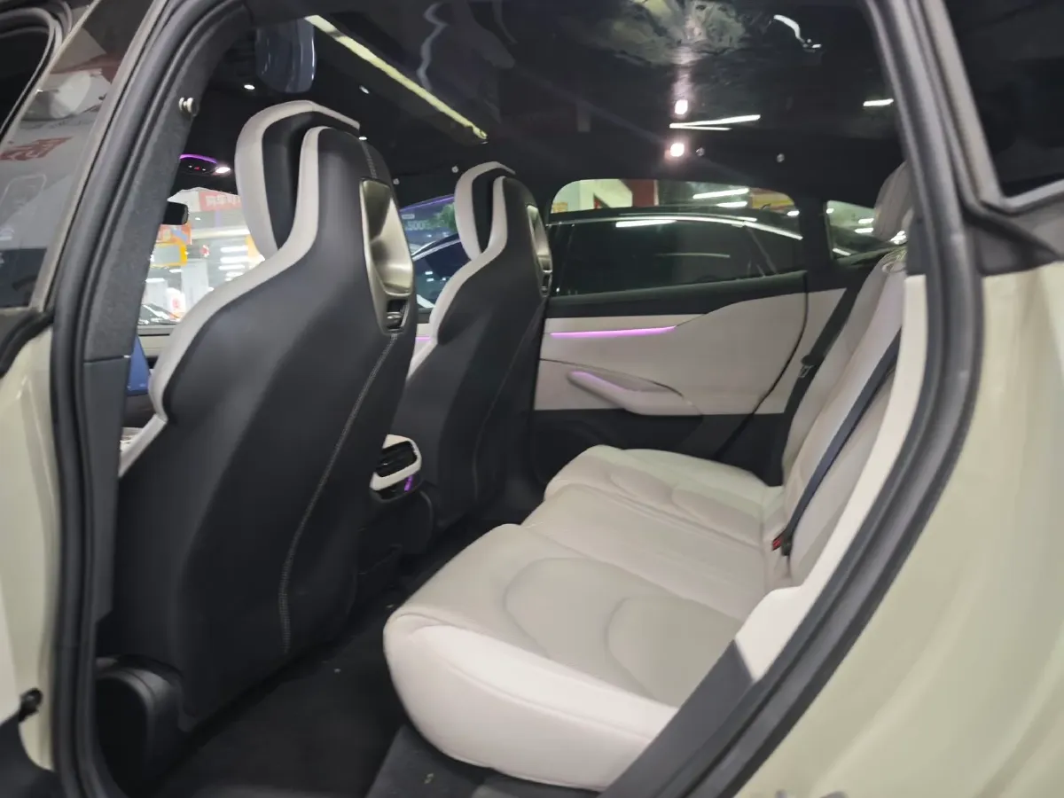 2024 MI SU7 BEV 73.6KWH,autocango,china used car exporter,china ev exporter,chinese used car exporter,chinese used ev exporter