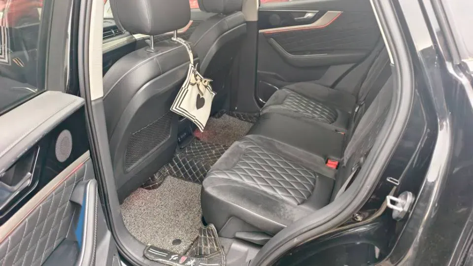 2019 HongQi HS5 2.0T 224HP L4 6AT,autocango,china used car exporter,china ev exporter,chinese used car exporter,chinese used ev exporter