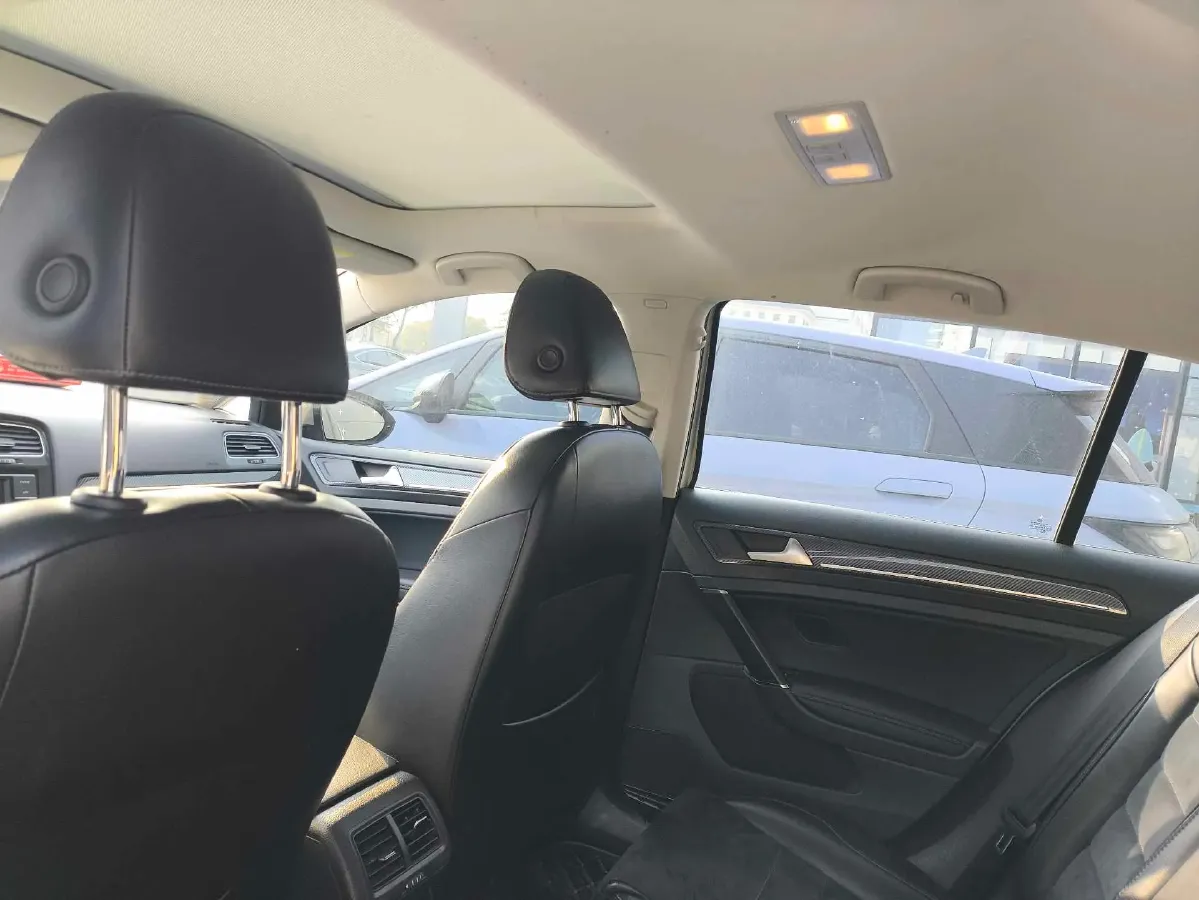 2018 Volkswagen Golf 1.4T 131HP L4 7DCT,autocango,china used car exporter,china ev exporter,chinese used car exporter,chinese used ev exporter