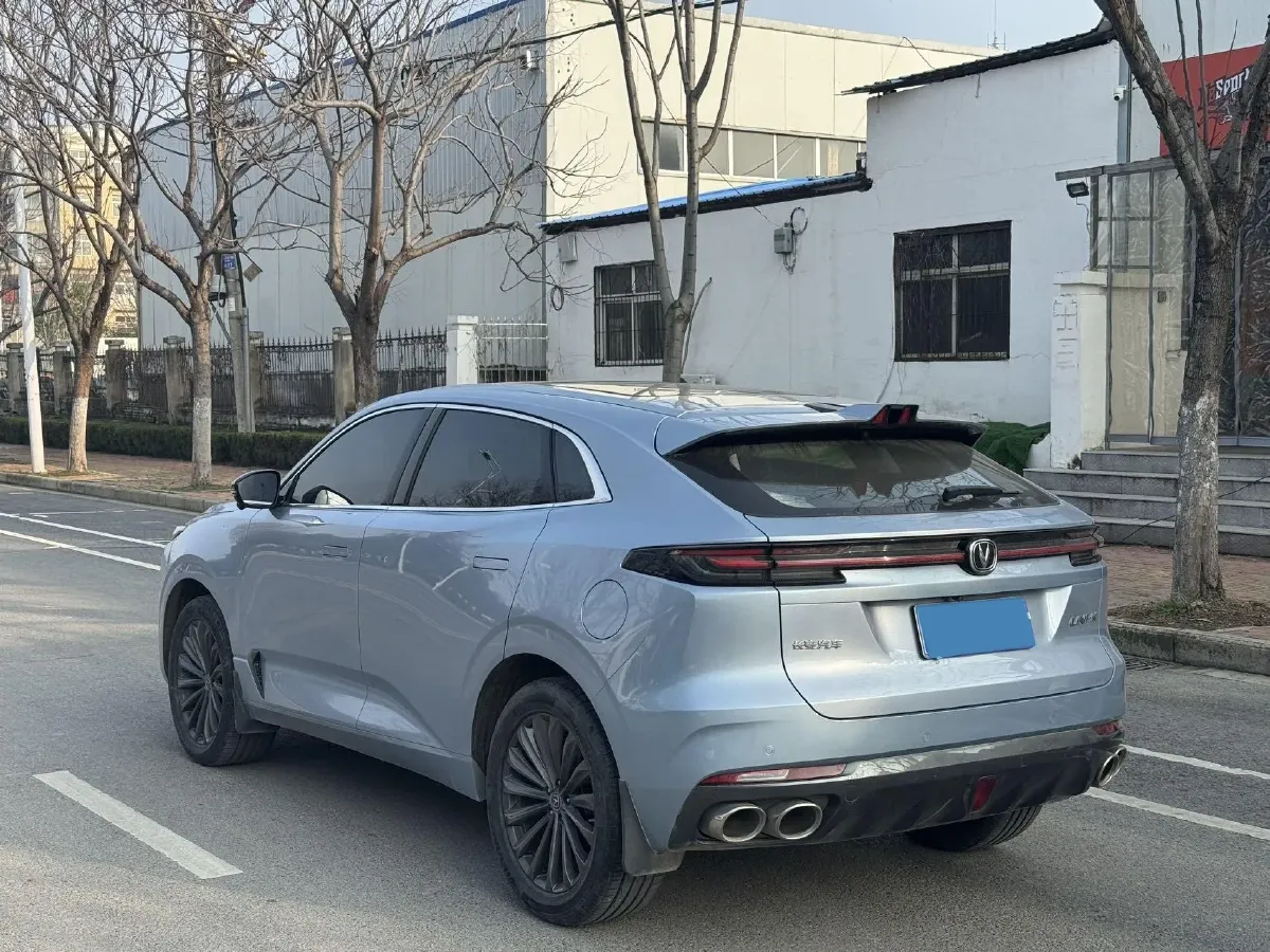 2021 ChangAn UNI-K 2.0T 233HP L4 8AT,autocango,china used car exporter,china ev exporter,chinese used car exporter,chinese used ev exporter