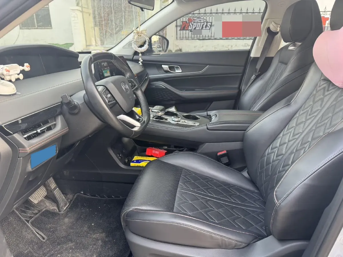 2021 ChangAn UNI-K 2.0T 233HP L4 8AT,autocango,china used car exporter,china ev exporter,chinese used car exporter,chinese used ev exporter