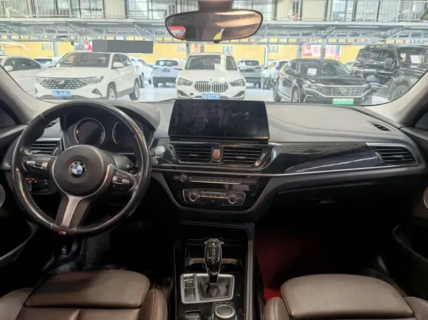 2023 BMW 1 Series 1.5T 136HP L3 7DCT,autocango,china used car exporter,china ev exporter,chinese used car exporter,chinese used ev exporter