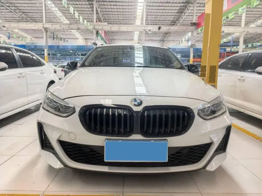 2023 BMW 1 Series 1.5T 136HP L3 7DCT,autocango,china used car exporter,china ev exporter,chinese used car exporter,chinese used ev exporter