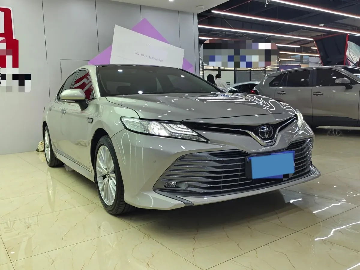2019 Toyota Camry 2.5L 209HP L4 8AT,autocango,china used car exporter,china ev exporter,chinese used car exporter,chinese used ev exporter