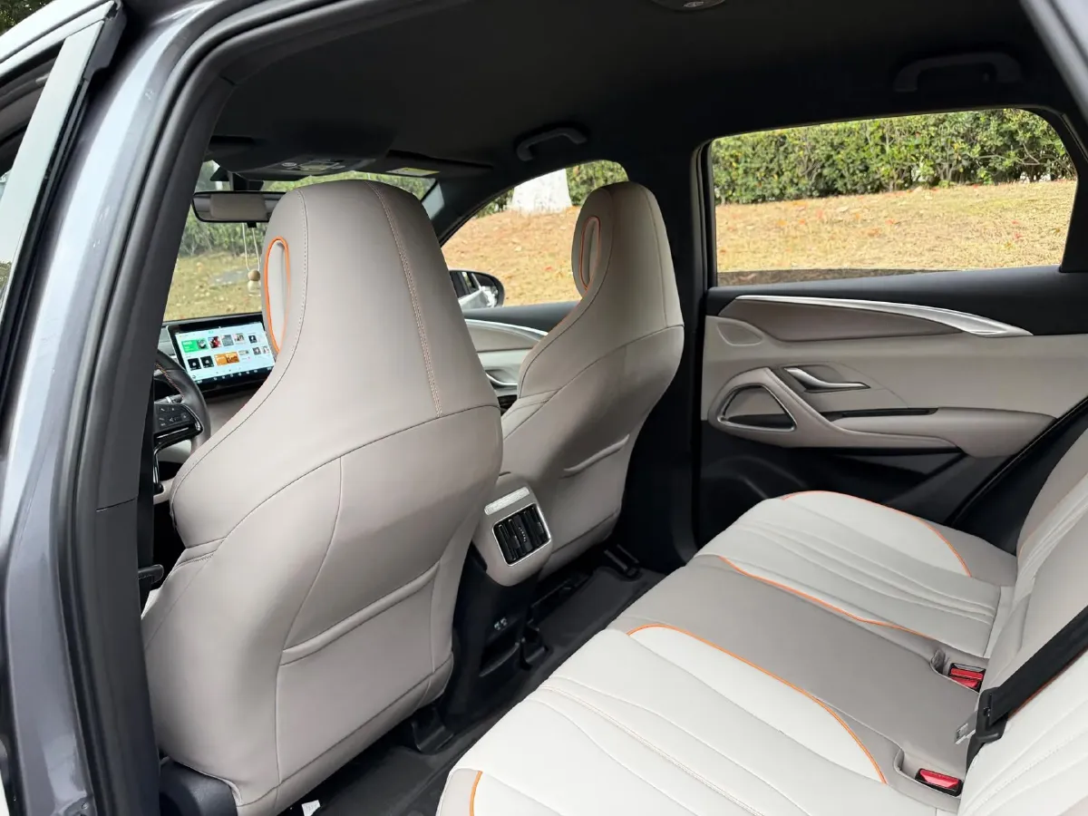 2024 BYD Song Pro 1.5L 110HP L4 E-CVT PHEV 12.9KWH,autocango,china used car exporter,china ev exporter,chinese used car exporter,chinese used ev exporter